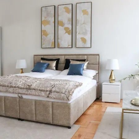 Apartamento Deluxe With 2 Bedrooms And Ac *